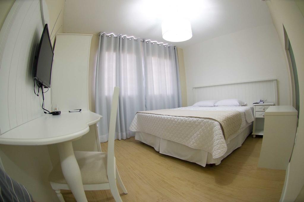 Hotel Oma Zita Forquilhinha Kültér fotó